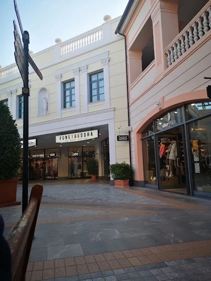 Designer Outlet Athens