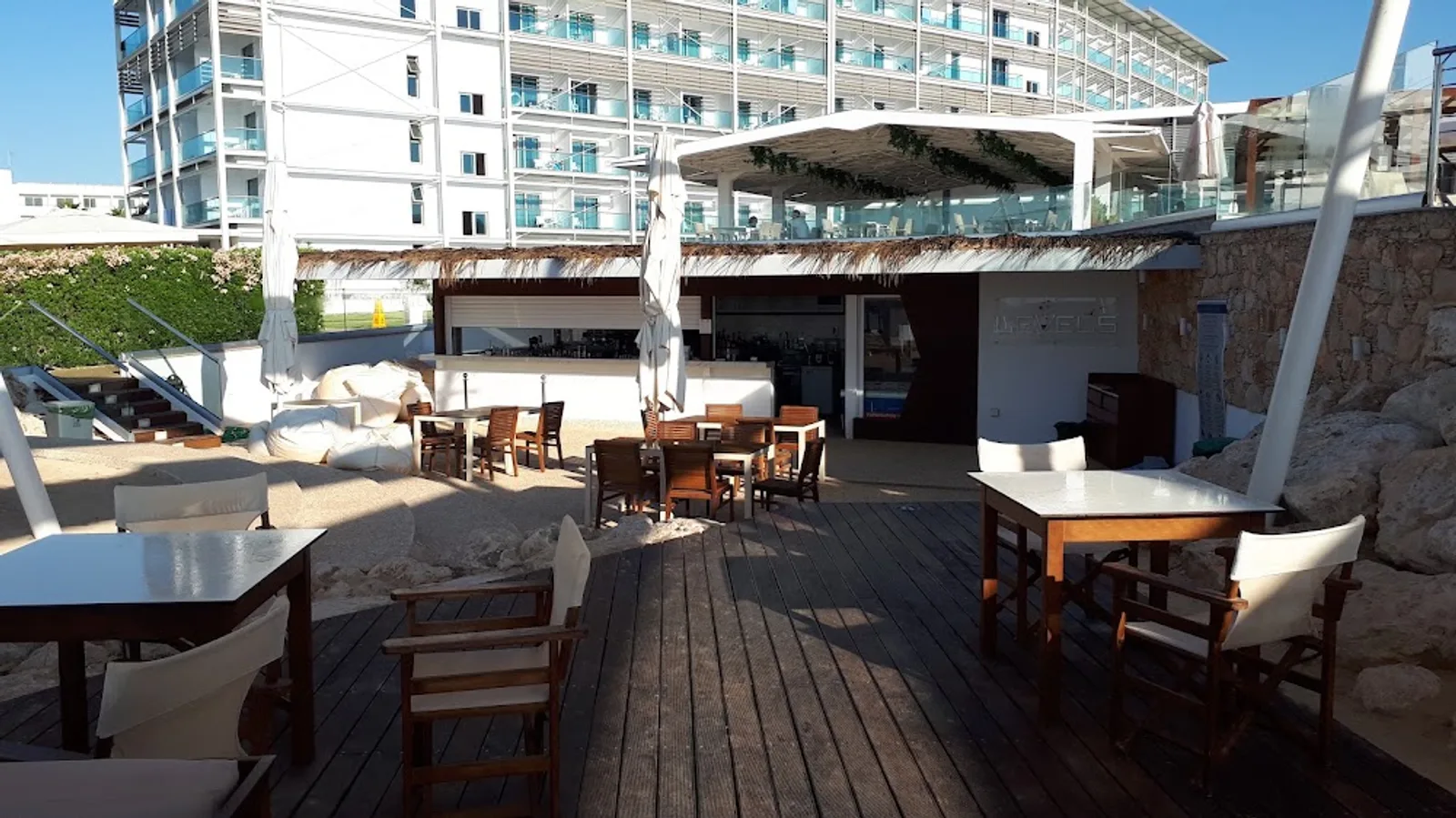 Levels Beach Bar