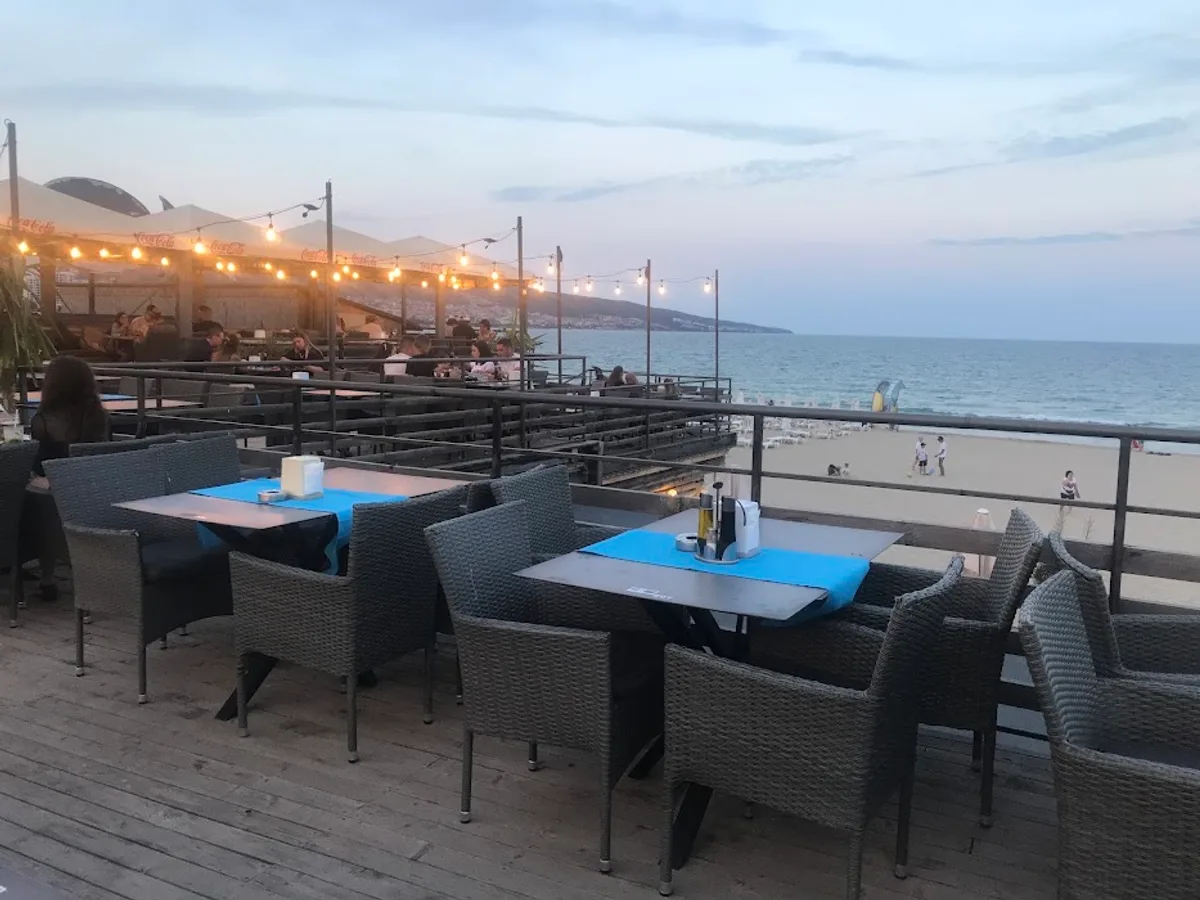 Euphoria Bar & Grill