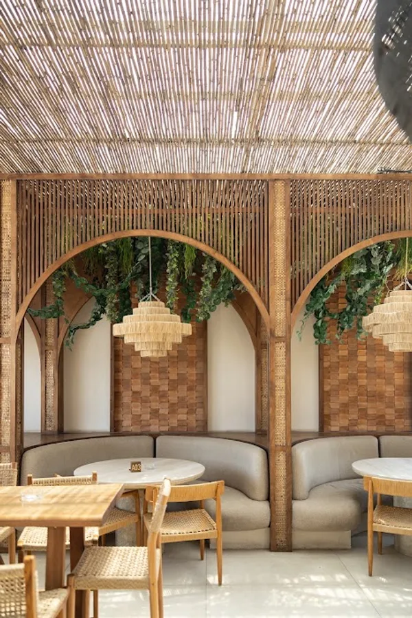 Re.Buke Lounge