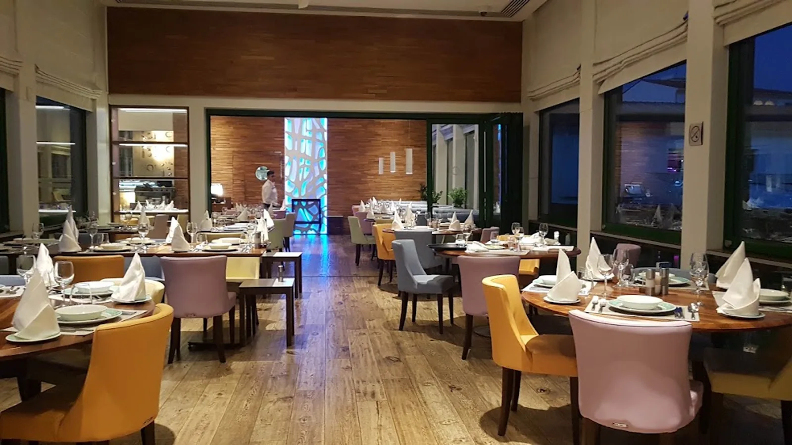 Pyxida Fish Tavern