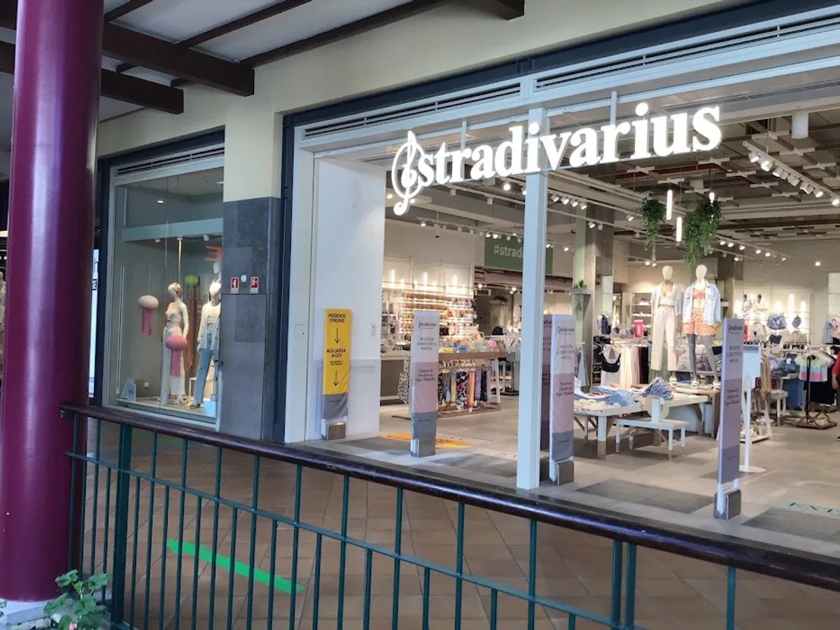 Stradivarius - Forum Madeira