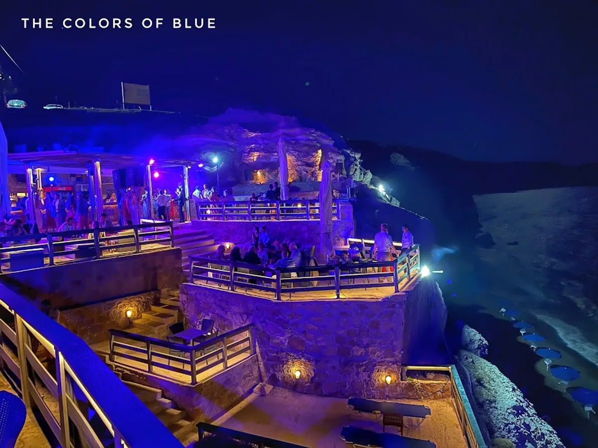 Deep Blue Beach Bar