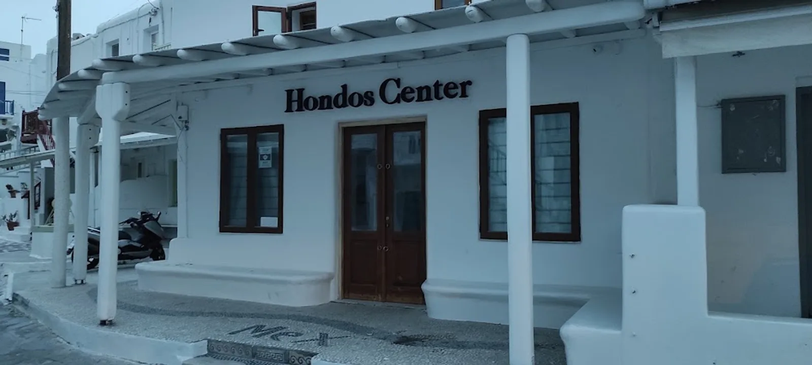 Hondos Center Mykonos