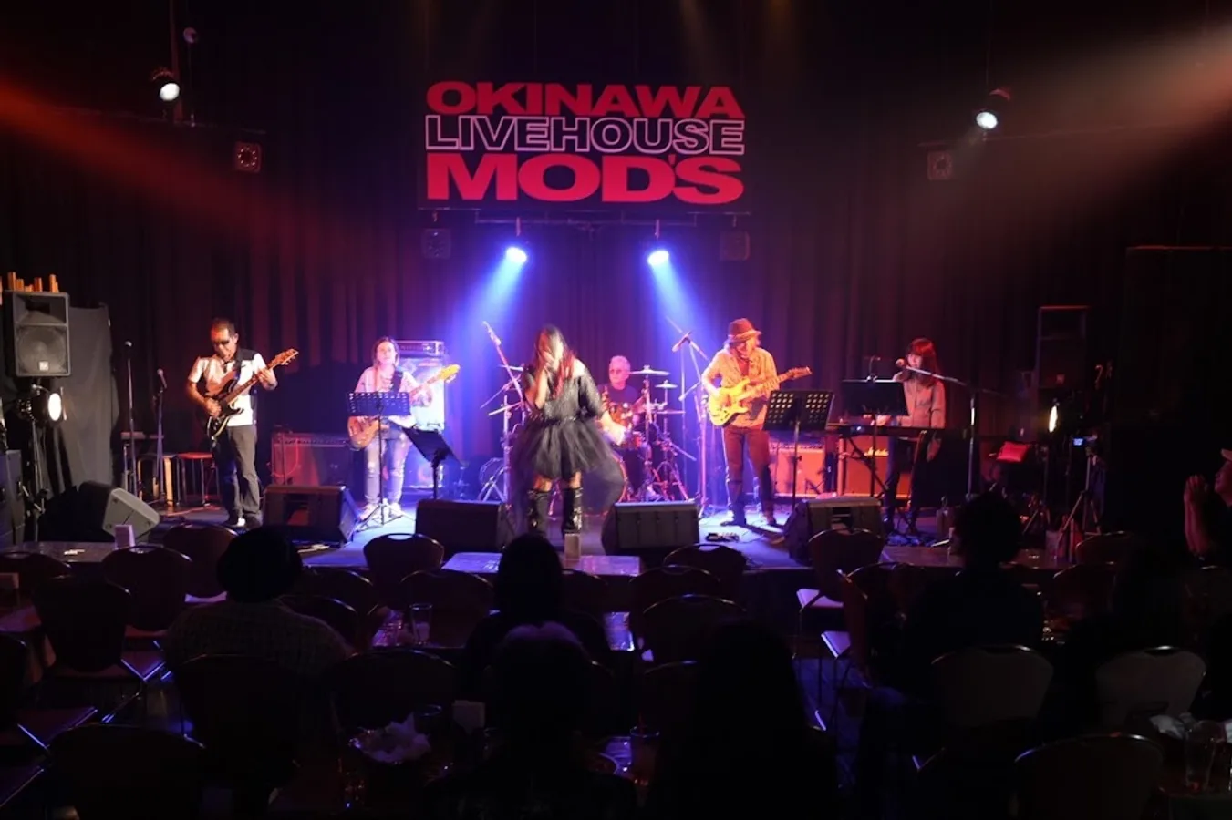 LIVE HOUSE MOD'S