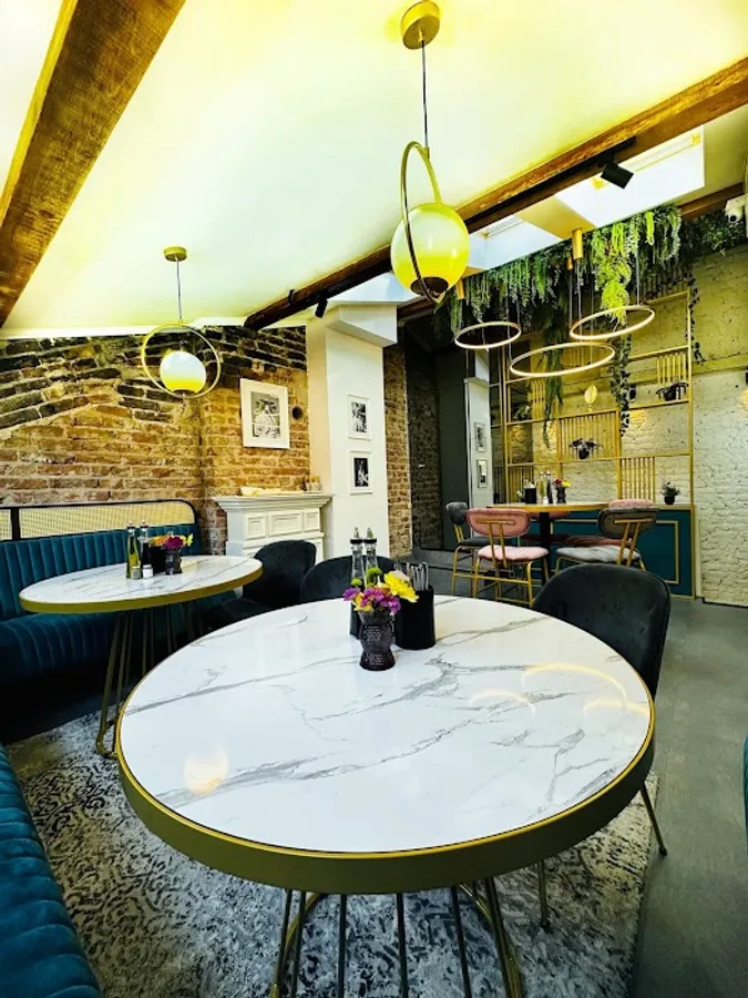 Aylyakria Restaurant