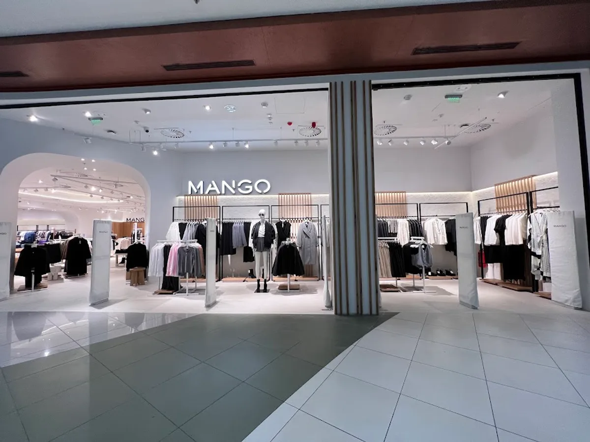 Mango Paradise Center