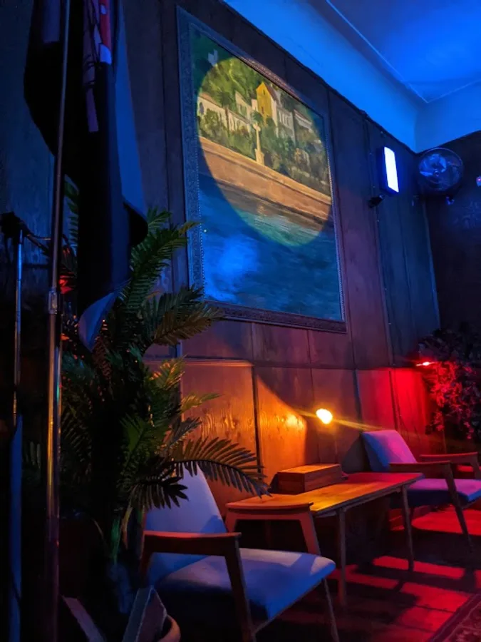 Drama Bar