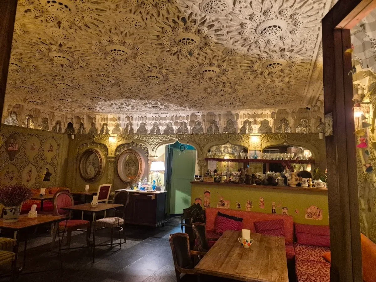 Cafe Leila