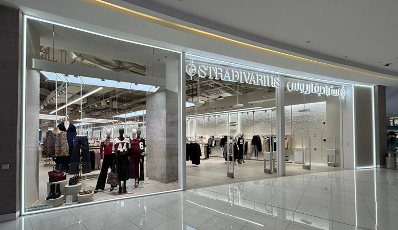 Stradivarius - The Dubai Mall